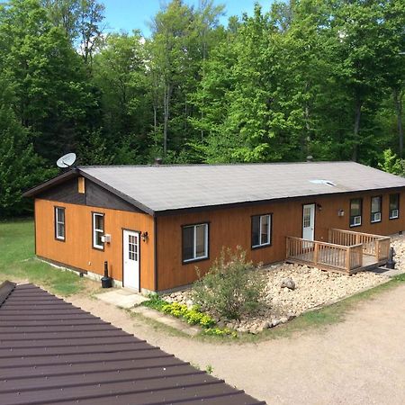 Madawaska Lodge-Cottage Экстерьер фото