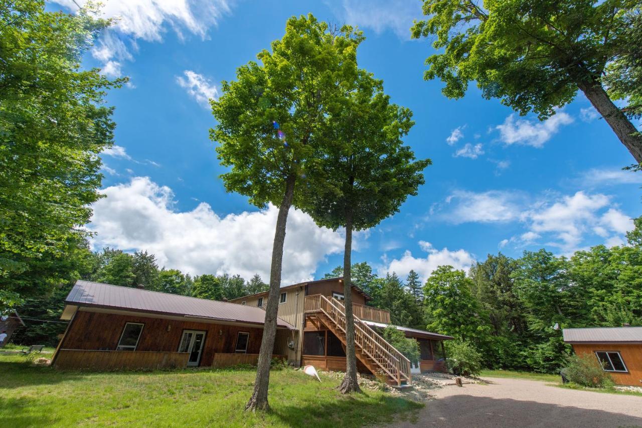 Madawaska Lodge-Cottage Экстерьер фото