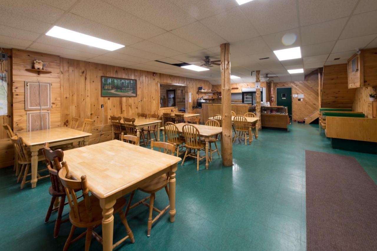 Madawaska Lodge-Cottage Экстерьер фото
