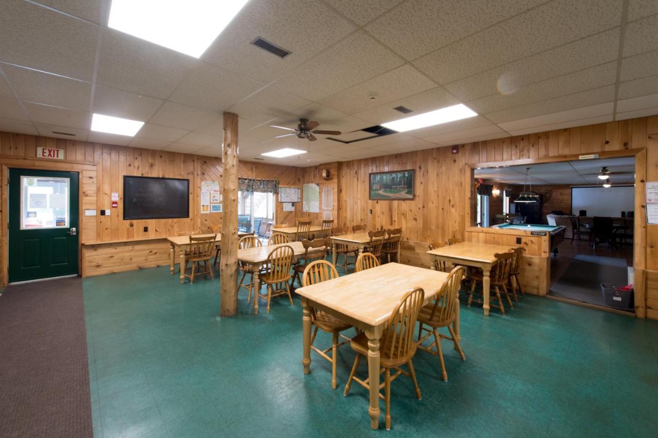 Madawaska Lodge-Cottage Экстерьер фото