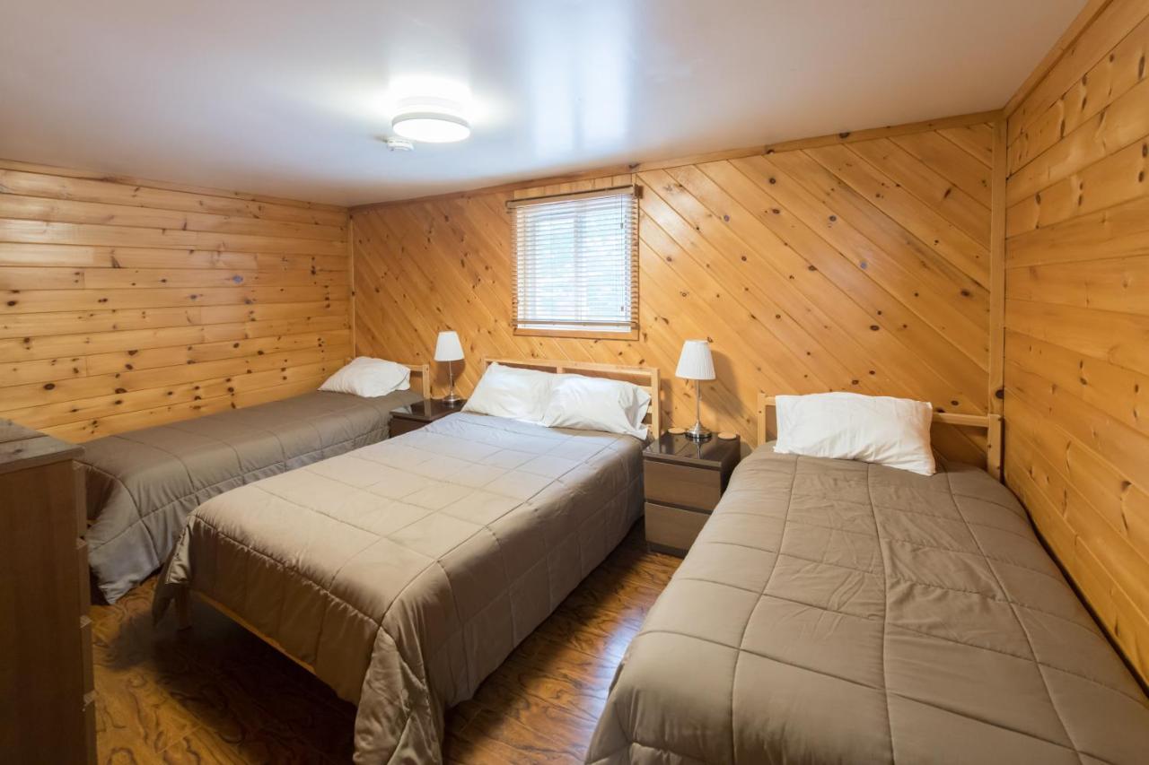 Madawaska Lodge-Cottage Экстерьер фото